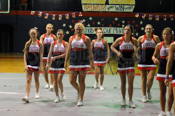 8-28 WA Pep Rally 014.JPG - SCRIVENER D300